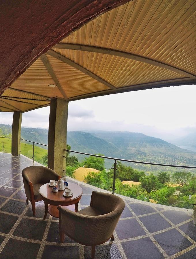 Ravine Hotel Панчгани Екстериор снимка