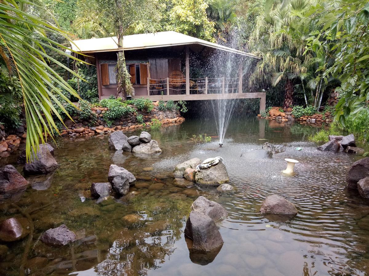 Ravine Hotel Панчгани Екстериор снимка